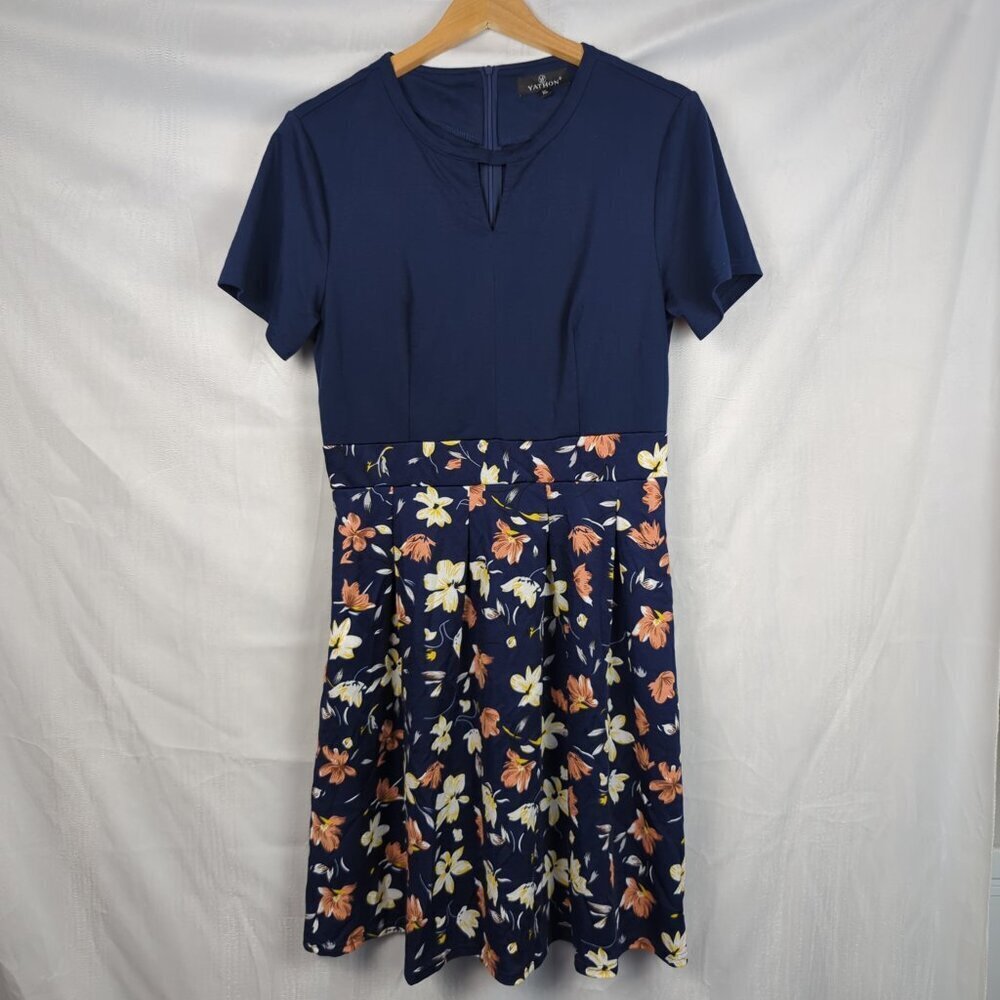 Keyhole Floral Dress with Pockets
